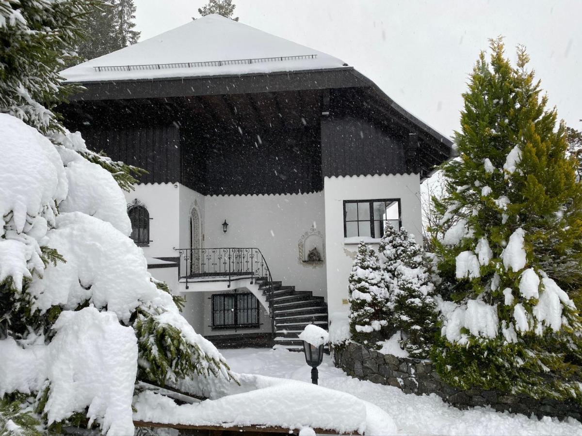 Schwarzwald-Villa Mit Indoor-Pool Feldberg  Esterno foto